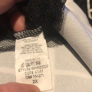 Fashion to figure black & white party dress